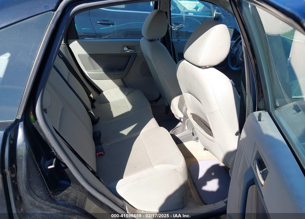 2008 FORD FOCUS VIN: 1FAHP35N68W110392