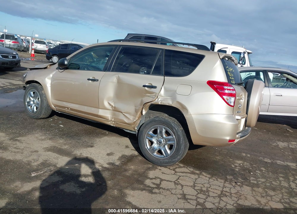 2011 TOYOTA RAV4 VIN: 2T3ZF4DV2BW061951