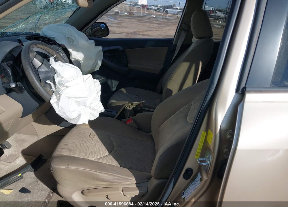 2011 TOYOTA RAV4 VIN: 2T3ZF4DV2BW061951