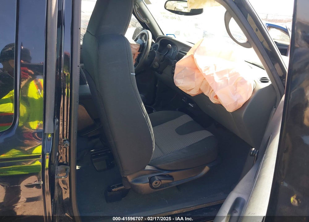 2005 MAZDA B4000 VIN: 4F4ZR47E35PM03255