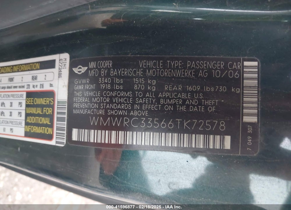 2006 MINI COOPER VIN: WMWRC33566TK72578