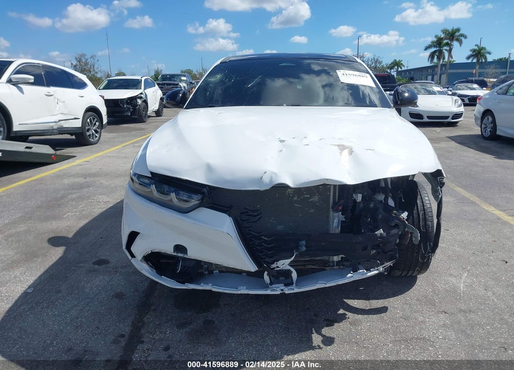 2024 ALFA ROMEO TONALE VELOCE EAWD VIN: ZASPATDW7R3051085
