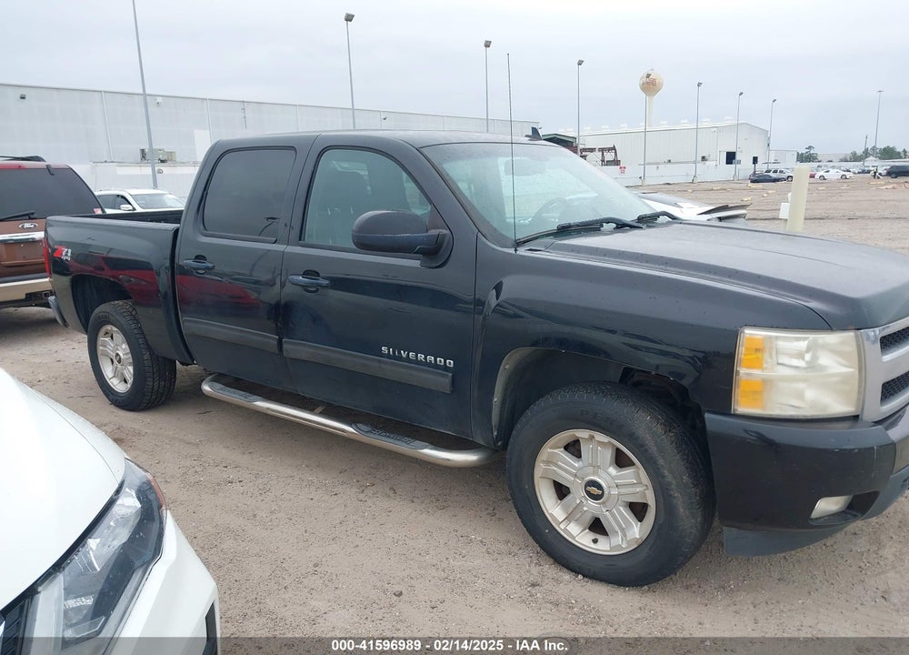 2011 CHEVROLET SILVERADO 1500 LTZ VIN: 3GCPKTE2XBG110413