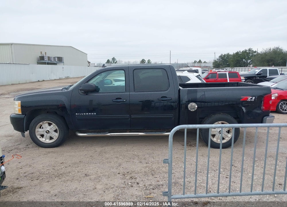 2011 CHEVROLET SILVERADO 1500 LTZ VIN: 3GCPKTE2XBG110413