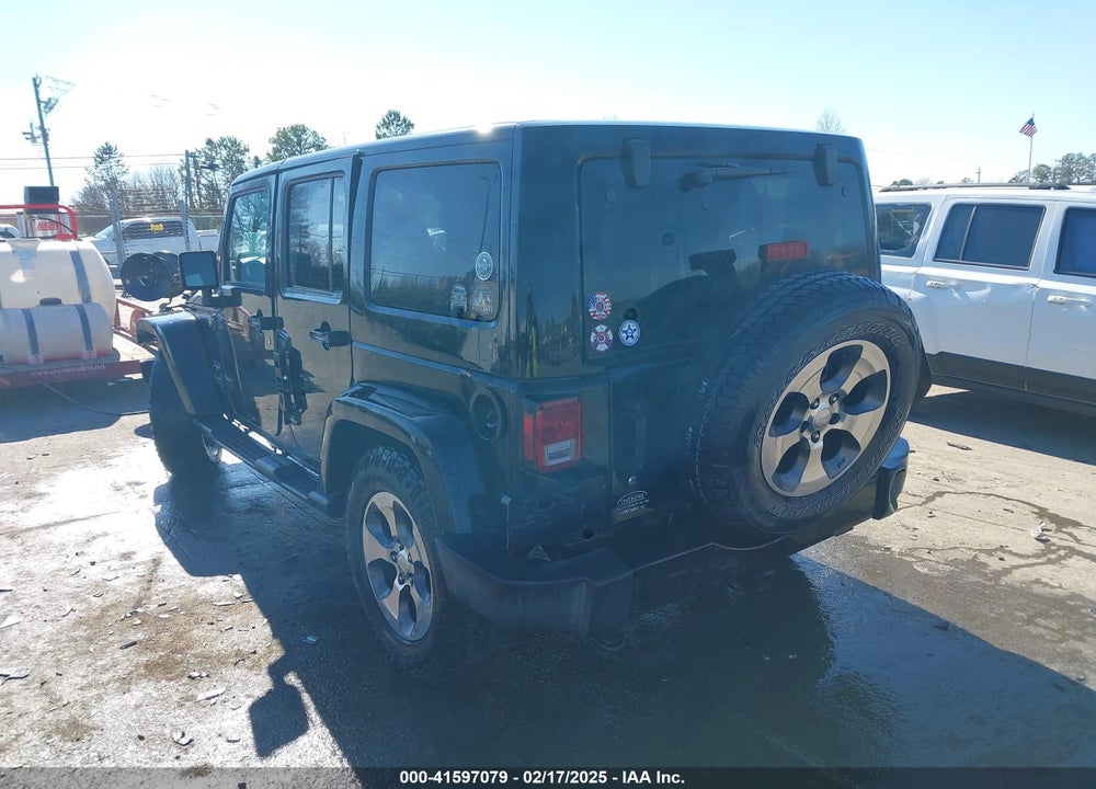 2017 JEEP WRANGLER UNLIMITED SAHARA 4X4 VIN: 1C4BJWEG0HL691376