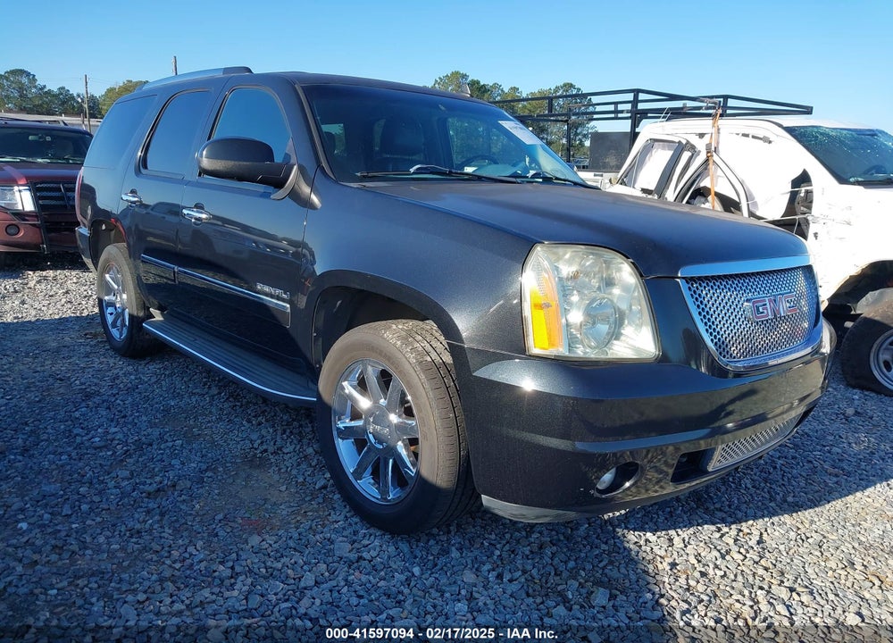 2011 GMC YUKON DENALI VIN: 1GKS1EEF1BR322228