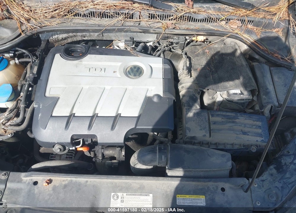 2013 VOLKSWAGEN JETTA VIN: 3VWLL7AJ8DM285616