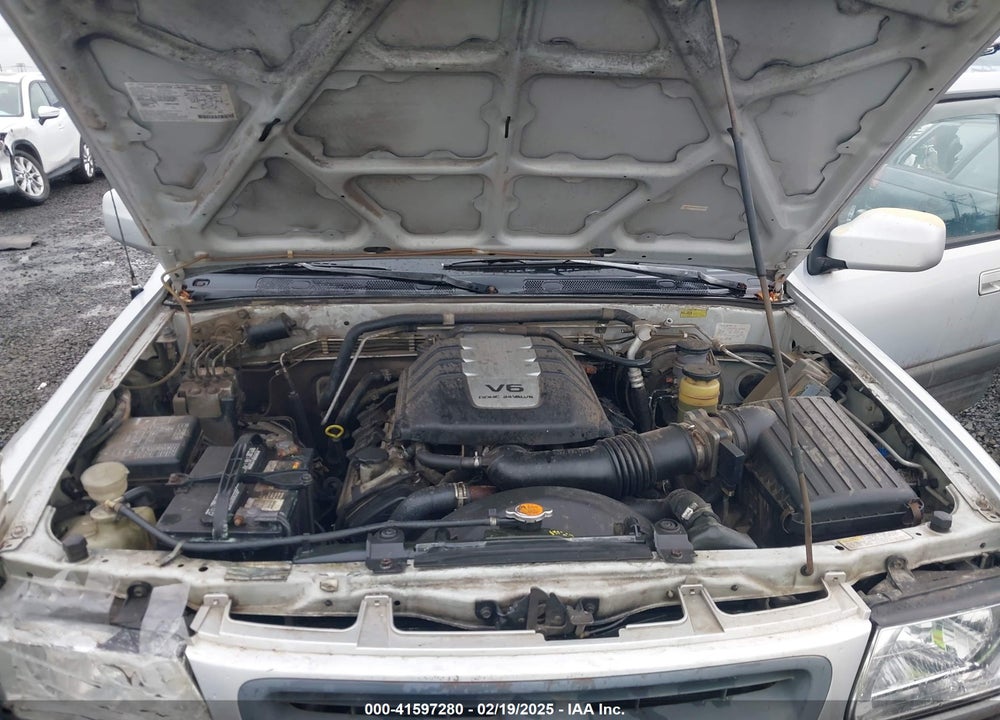 2000 HONDA PASSPORT EX/LX VIN: 4S6DM58W6Y4406996