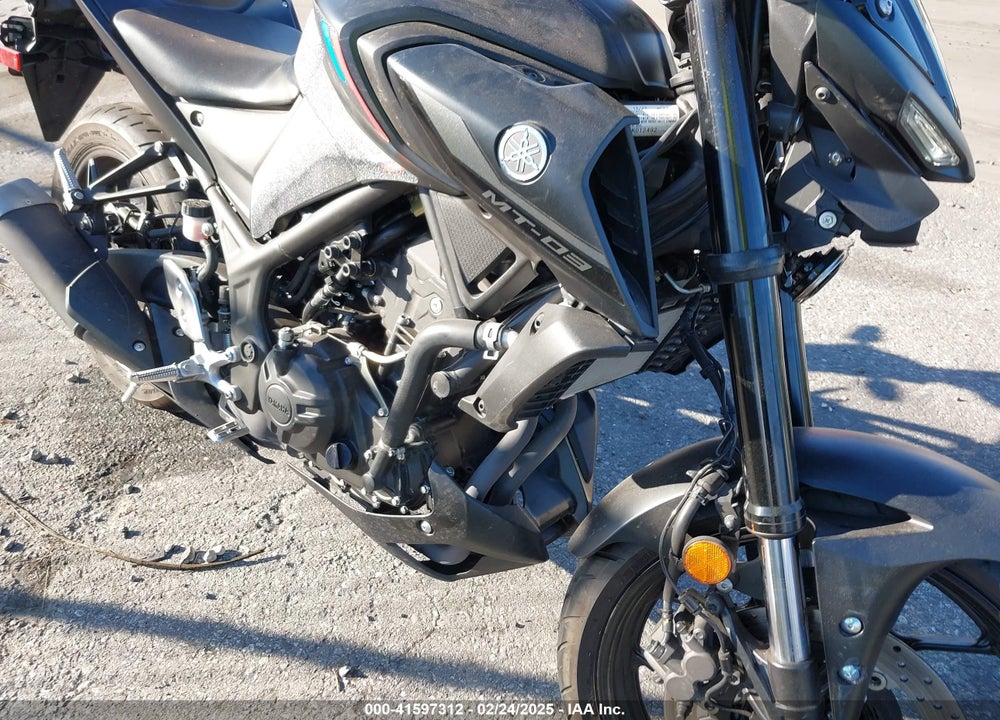 2024 YAMAHA MT-03 VIN: MH3RH20Y0RK012492