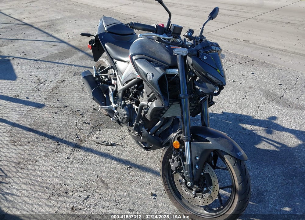 2024 YAMAHA MT-03 VIN: MH3RH20Y0RK012492