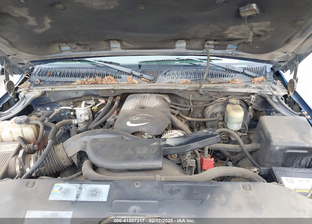 2002 CHEVROLET SUBURBAN 1500 LS VIN: 1GNEC16T72J325186