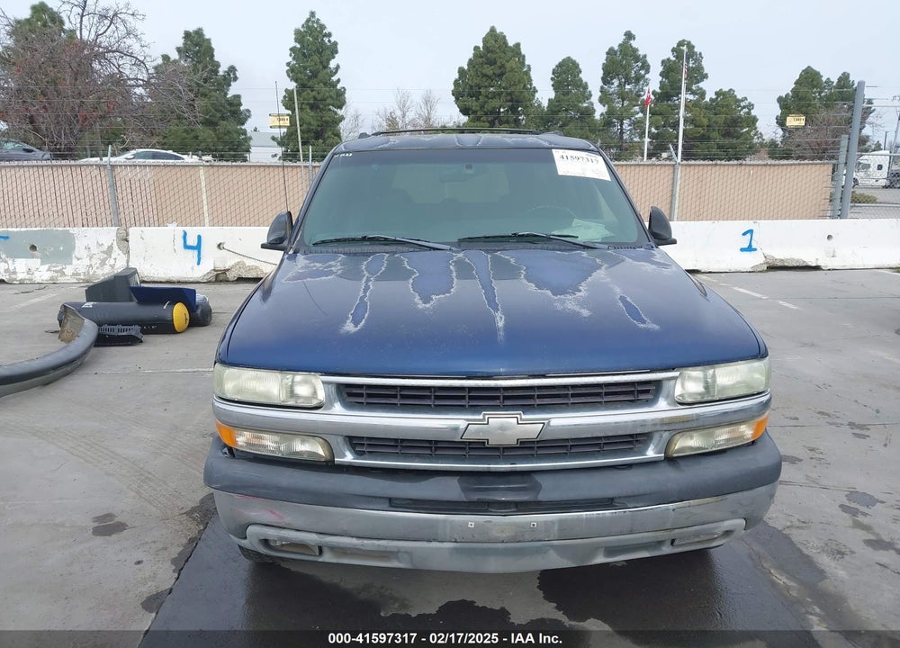 2002 CHEVROLET SUBURBAN 1500 LS VIN: 1GNEC16T72J325186