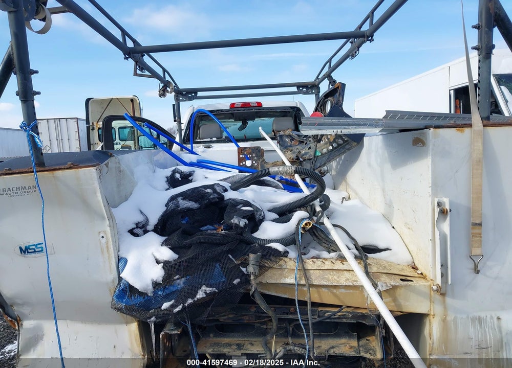 2019 CHEVROLET SILVERADO 4500HD 1WT VIN: 1HTKHPVK1KH851316
