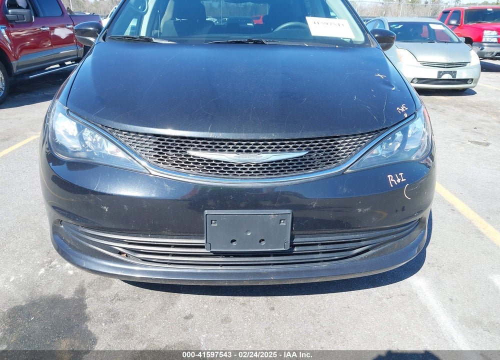 2017 CHRYSLER PACIFICA LX VIN: 2C4RC1CG0HR522383