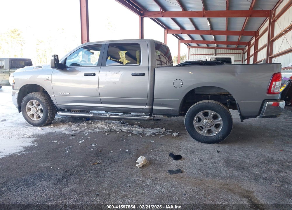 2024 RAM 2500 BIG HORN 4X4 6'4 BOX VIN: 3C6UR5DLXRG153848