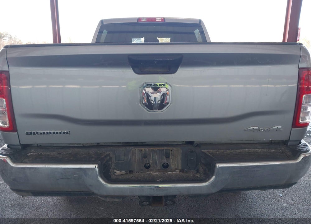 2024 RAM 2500 BIG HORN 4X4 6'4 BOX VIN: 3C6UR5DLXRG153848