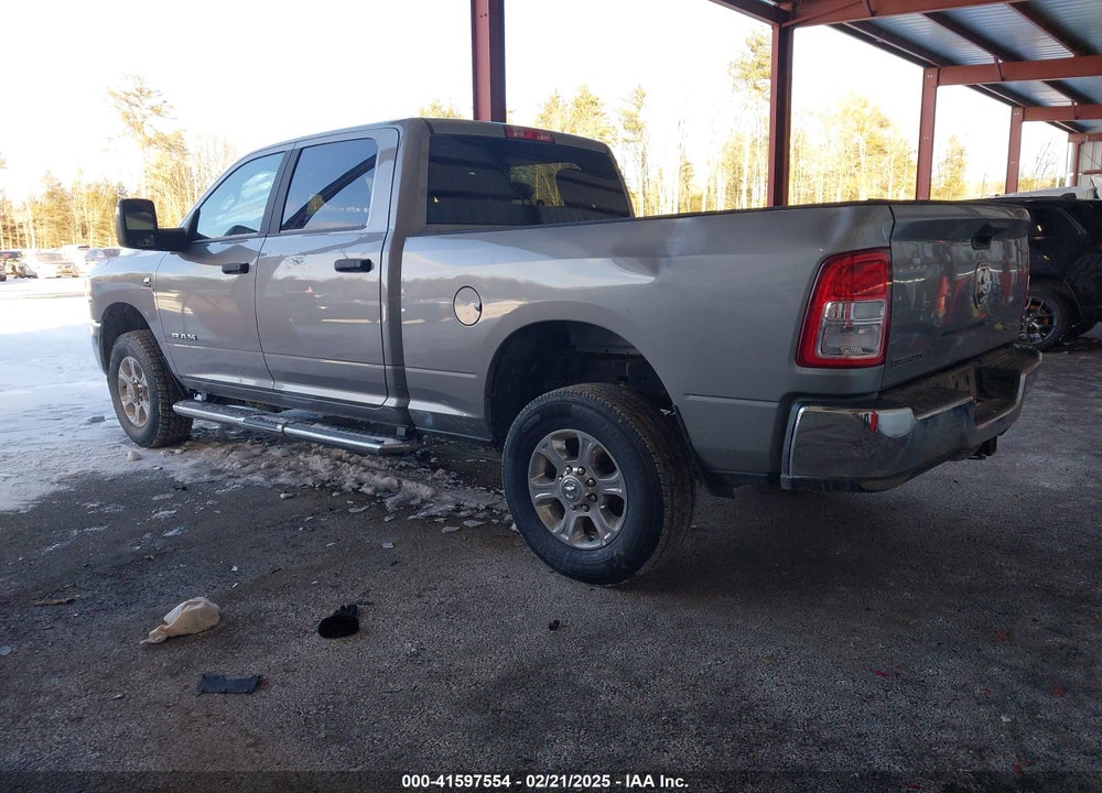 2024 RAM 2500 BIG HORN 4X4 6'4 BOX VIN: 3C6UR5DLXRG153848