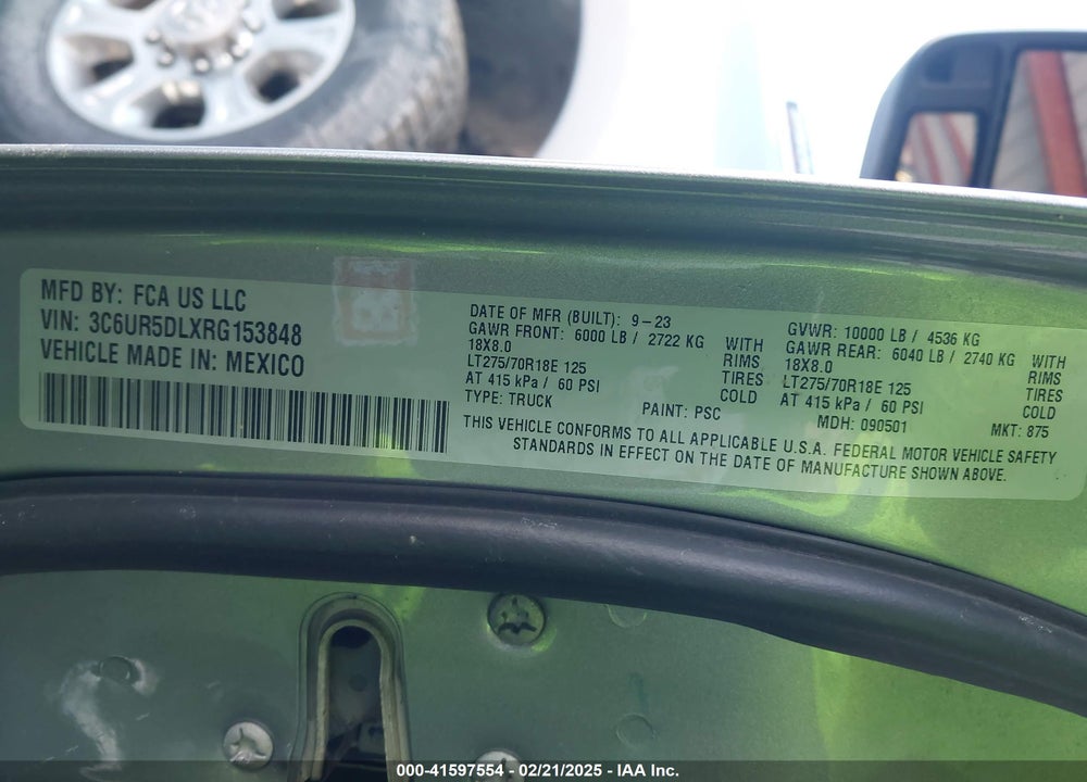 2024 RAM 2500 BIG HORN 4X4 6'4 BOX VIN: 3C6UR5DLXRG153848
