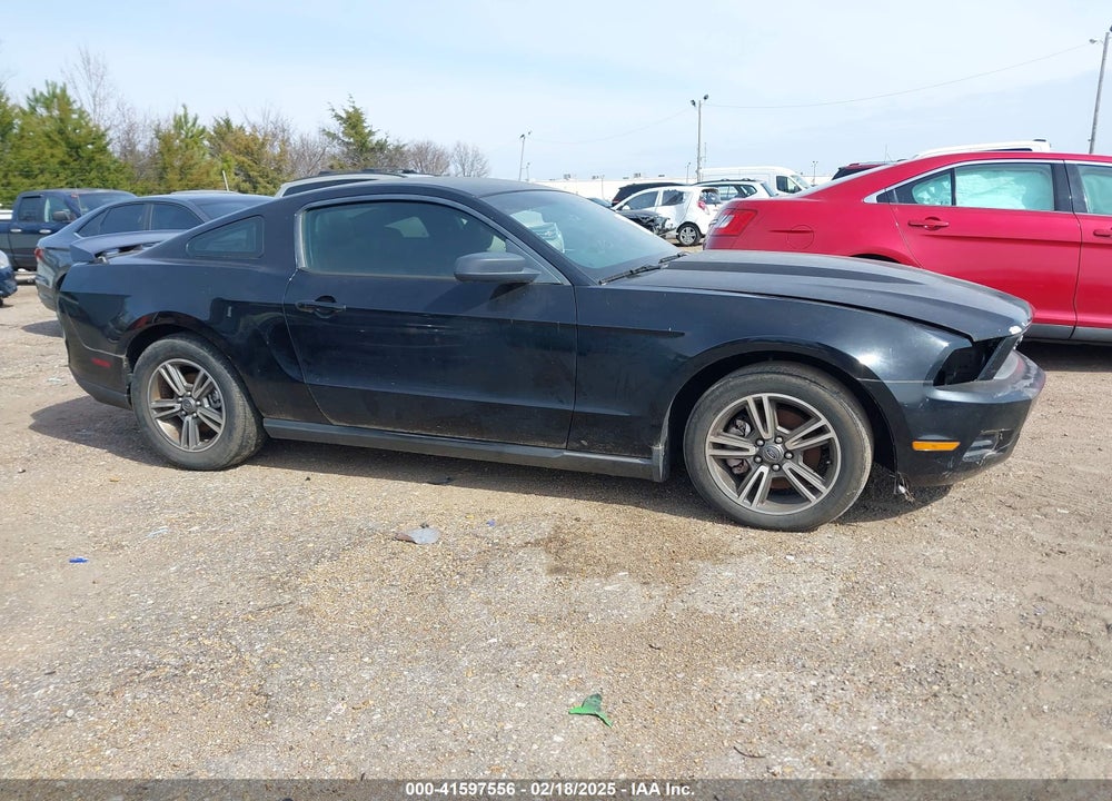 2011 FORD MUSTANG V6 PREMIUM VIN: 1ZVBP8AMXB5113865