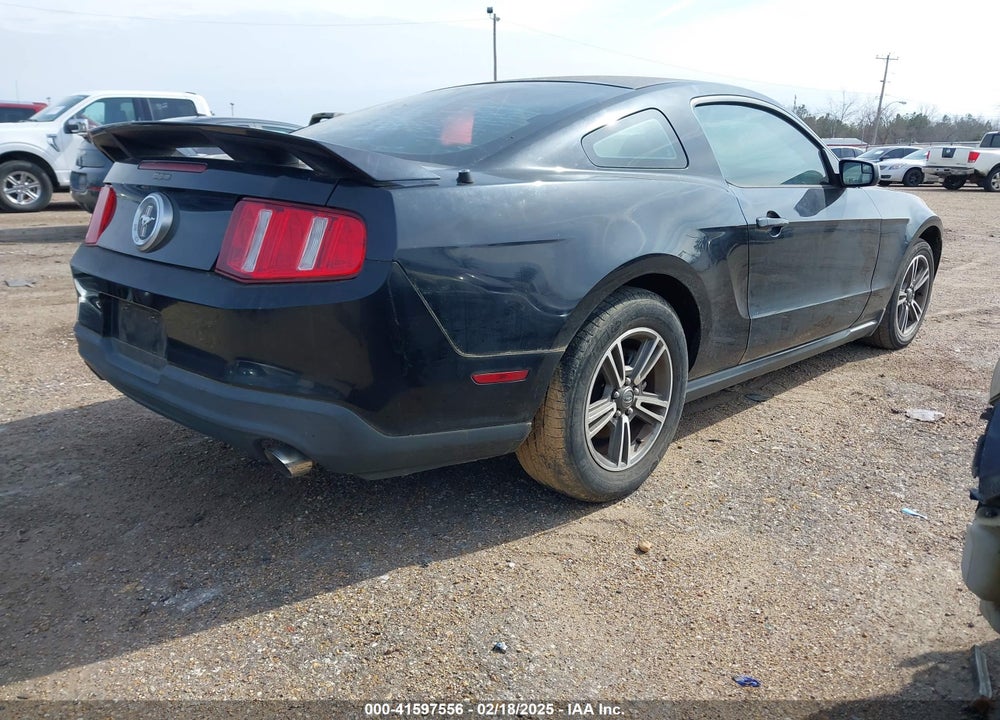 2011 FORD MUSTANG V6 PREMIUM VIN: 1ZVBP8AMXB5113865