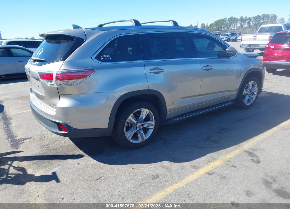 2015 TOYOTA HIGHLANDER LIMITED V6 VIN: 5TDYKRFH8FS049760
