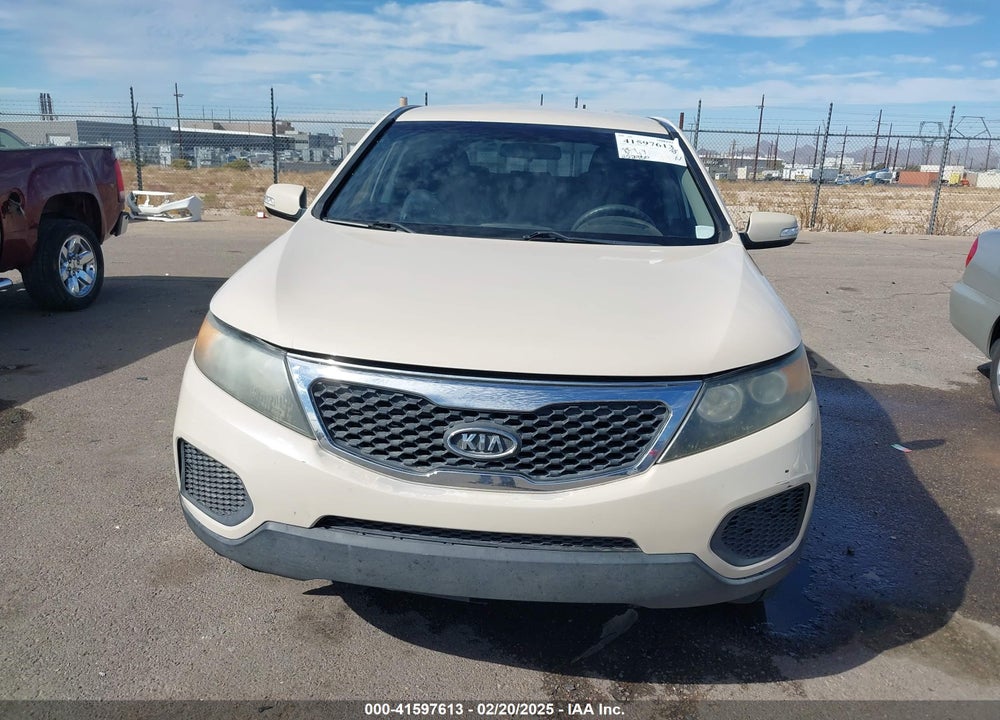 2012 KIA SORENTO LX VIN: 5XYKT3A14CG215436
