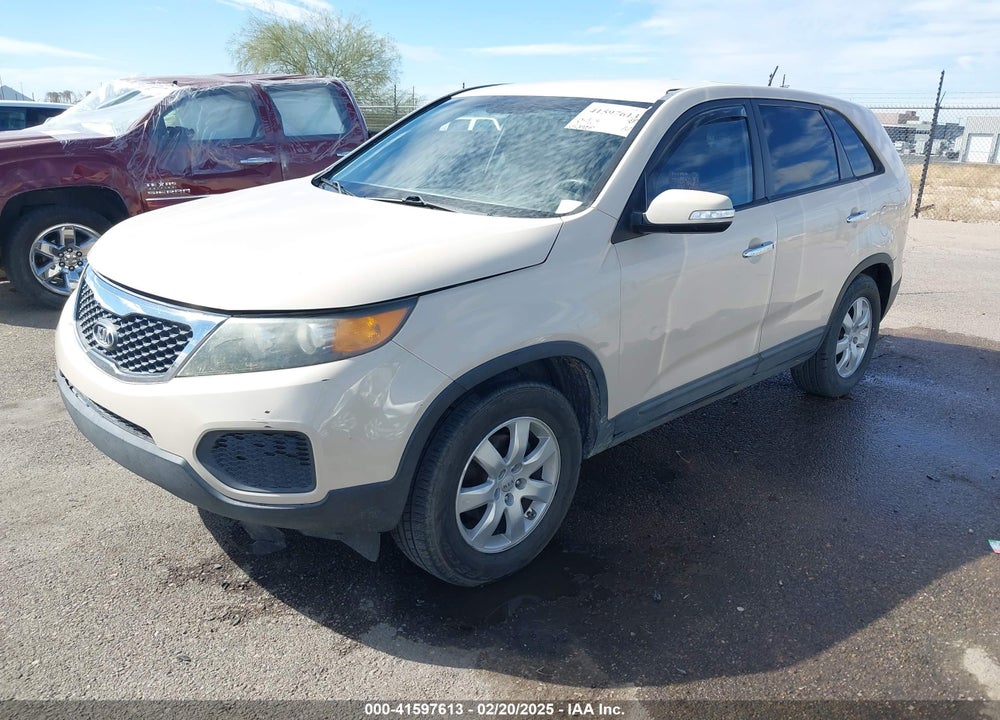2012 KIA SORENTO LX VIN: 5XYKT3A14CG215436