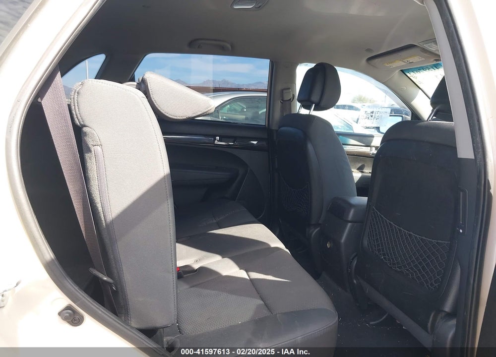 2012 KIA SORENTO LX VIN: 5XYKT3A14CG215436