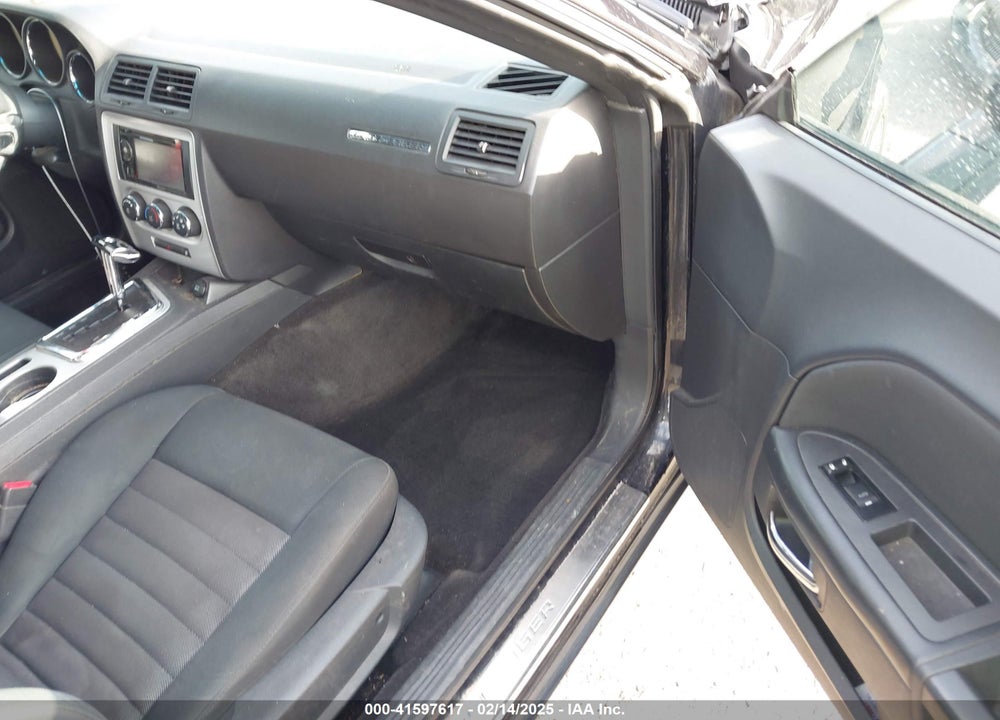 2010 DODGE CHALLENGER VIN: 2B3CJ4DV3AH323593