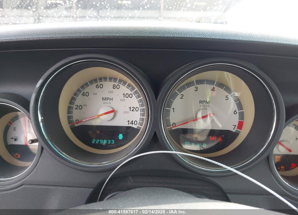 2010 DODGE CHALLENGER VIN: 2B3CJ4DV3AH323593