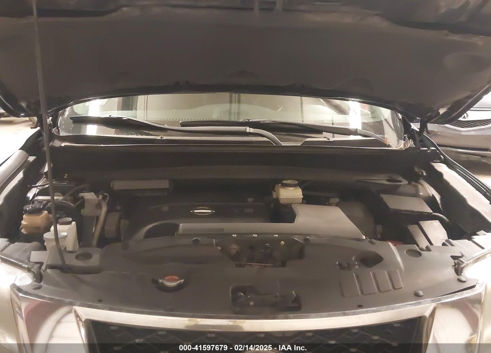 2014 NISSAN PATHFINDER SL VIN: 5N1AR2MN5EC685917