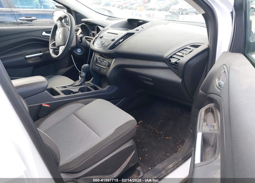 2017 FORD ESCAPE SE VIN: 1FMCU0GD0HUD85165