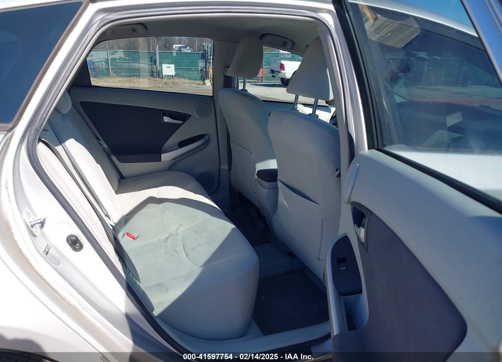 2011 TOYOTA PRIUS THREE VIN: JTDKN3DU7B0282942