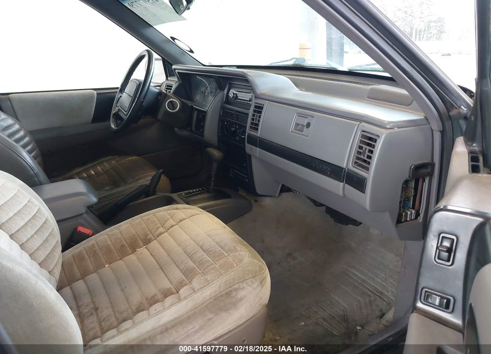 1995 JEEP GRAND CHEROKEE LAREDO VIN: 1J4GZ58S1SC725285