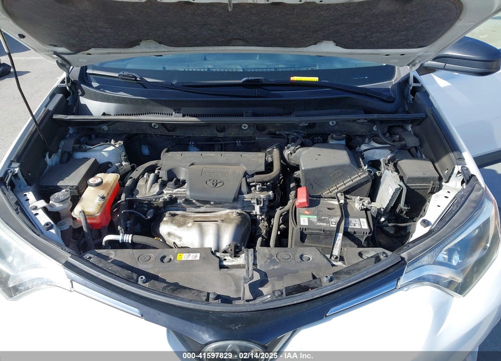 2018 TOYOTA RAV4 LE VIN: JTMZFREV5JJ745868