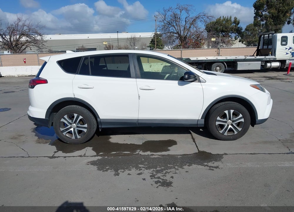 2018 TOYOTA RAV4 LE VIN: JTMZFREV5JJ745868