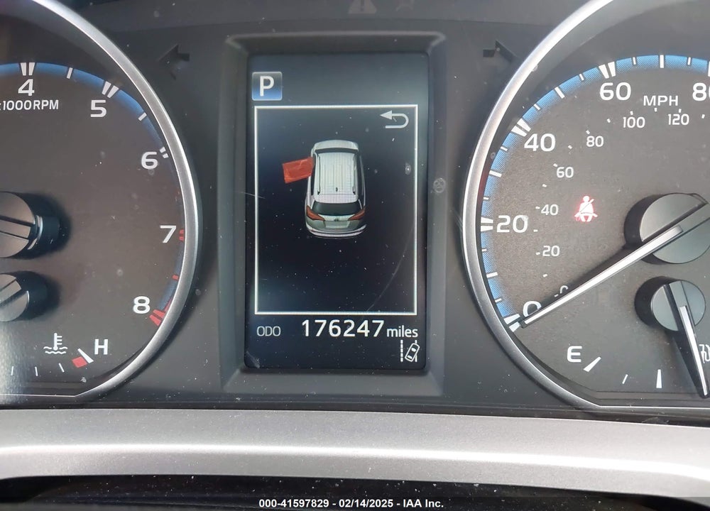 2018 TOYOTA RAV4 LE VIN: JTMZFREV5JJ745868