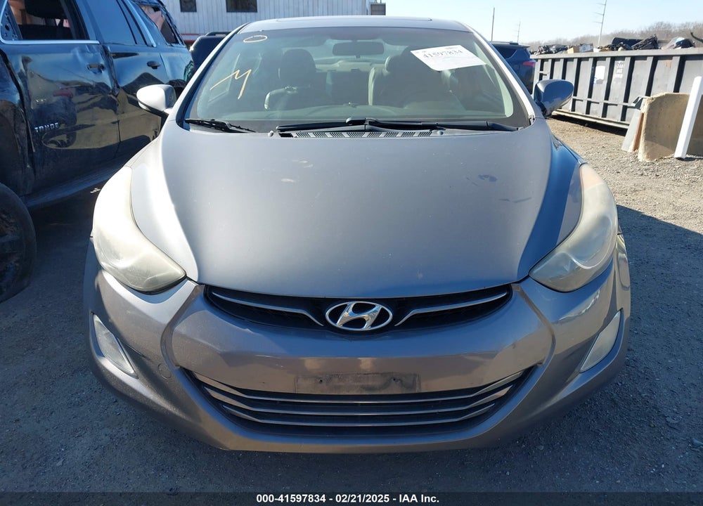 2011 HYUNDAI ELANTRA VIN: 5NPDH4AE8BH075367