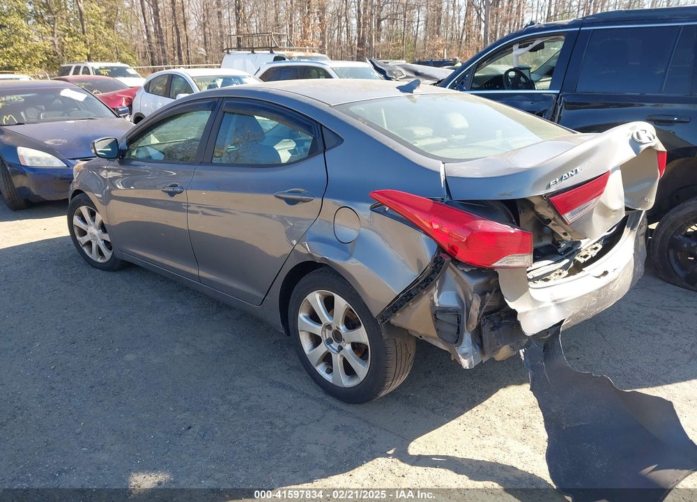 2011 HYUNDAI ELANTRA VIN: 5NPDH4AE8BH075367
