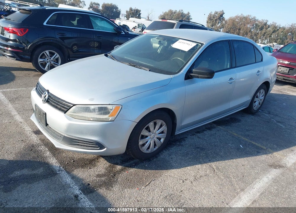 2011 VOLKSWAGEN JETTA 2.0L S VIN: 3VW2K7AJ2BM397520