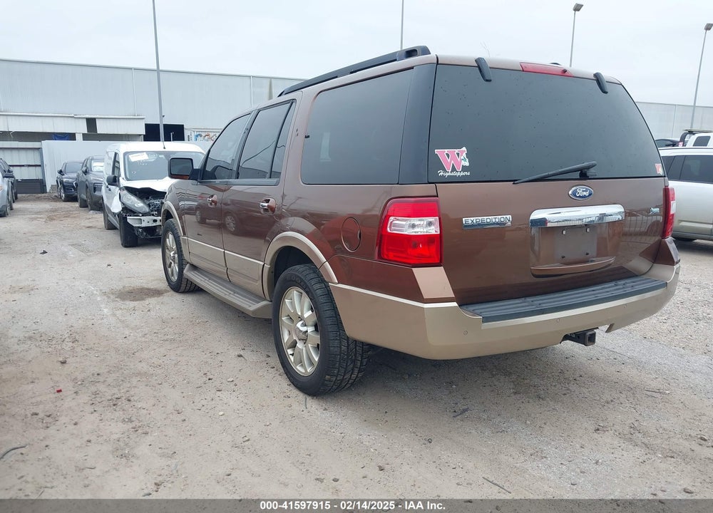 2011 FORD EXPEDITION XLT VIN: 1FMJU1H52BEF13198