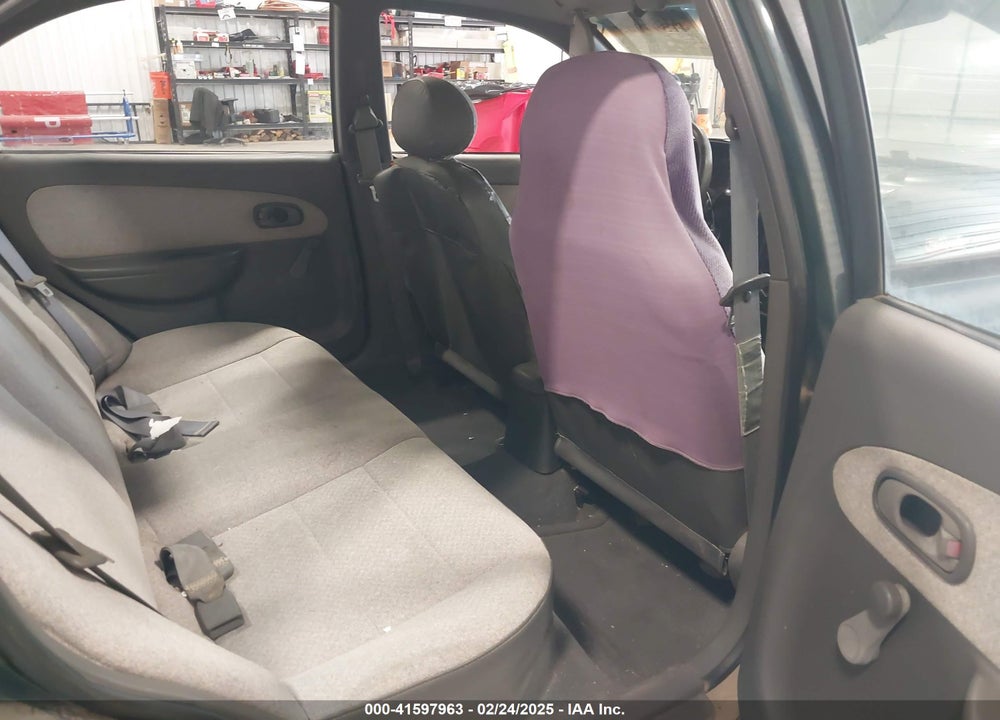 1998 KIA SEPHIA LS VIN: KNAFB1212W5743039