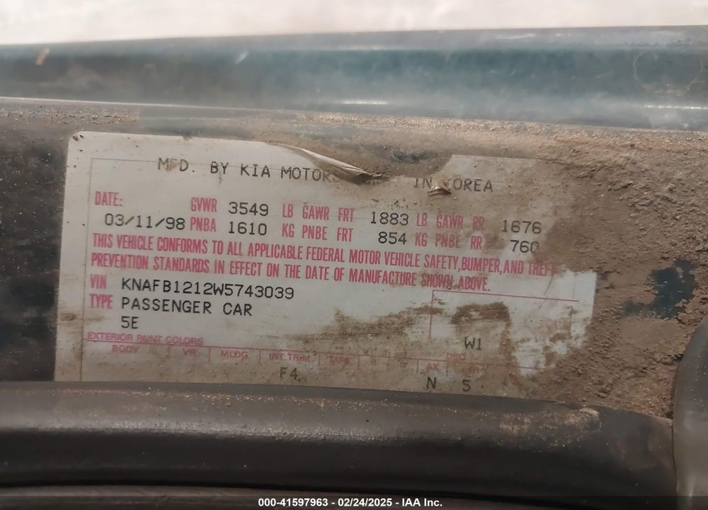 1998 KIA SEPHIA LS VIN: KNAFB1212W5743039