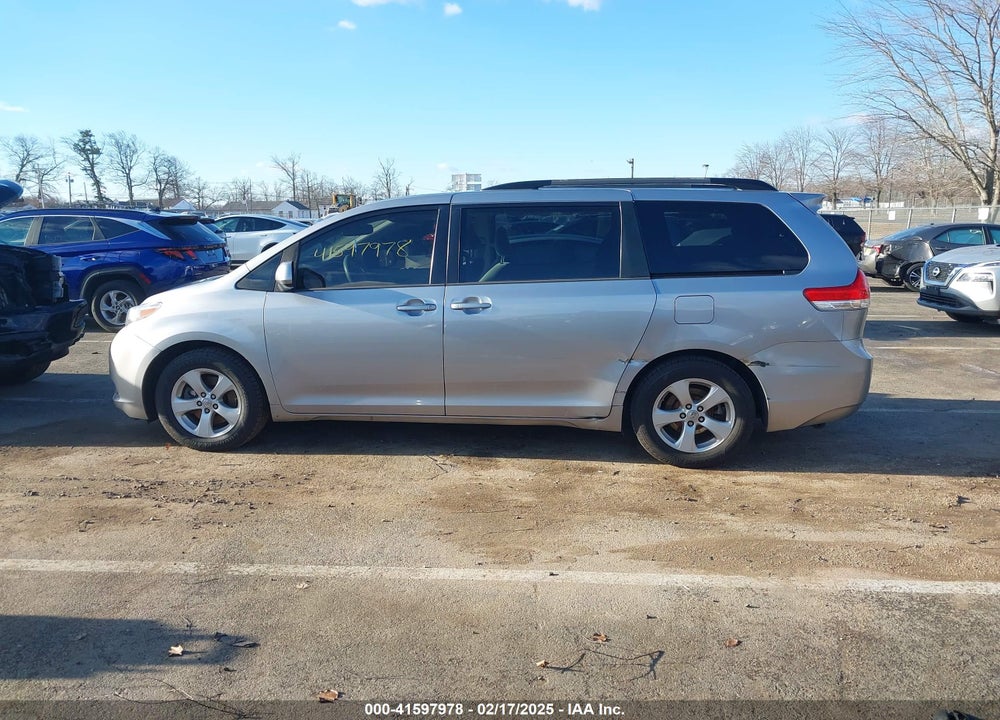 2012 TOYOTA SIENNA LE V6 8 PASSENGER VIN: 5TDKK3DC6CS260963