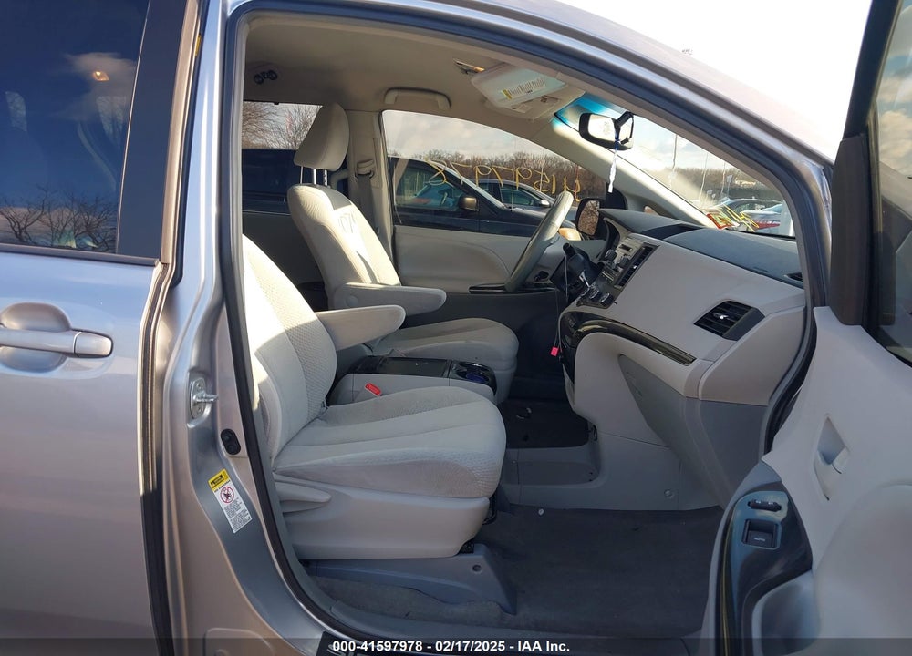 2012 TOYOTA SIENNA LE V6 8 PASSENGER VIN: 5TDKK3DC6CS260963