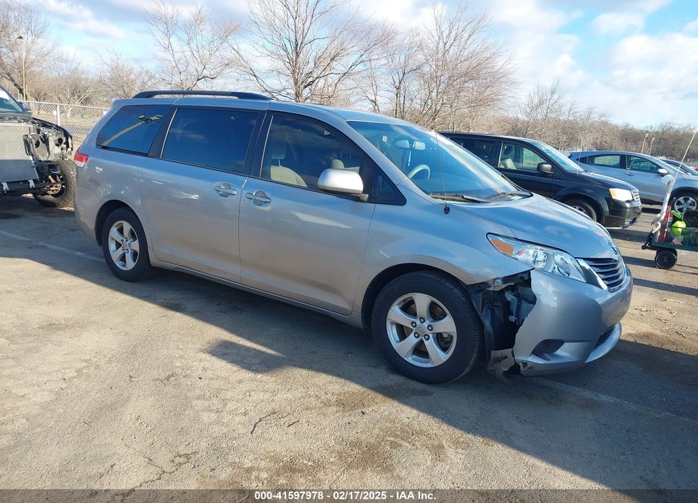 2012 TOYOTA SIENNA LE V6 8 PASSENGER VIN: 5TDKK3DC6CS260963