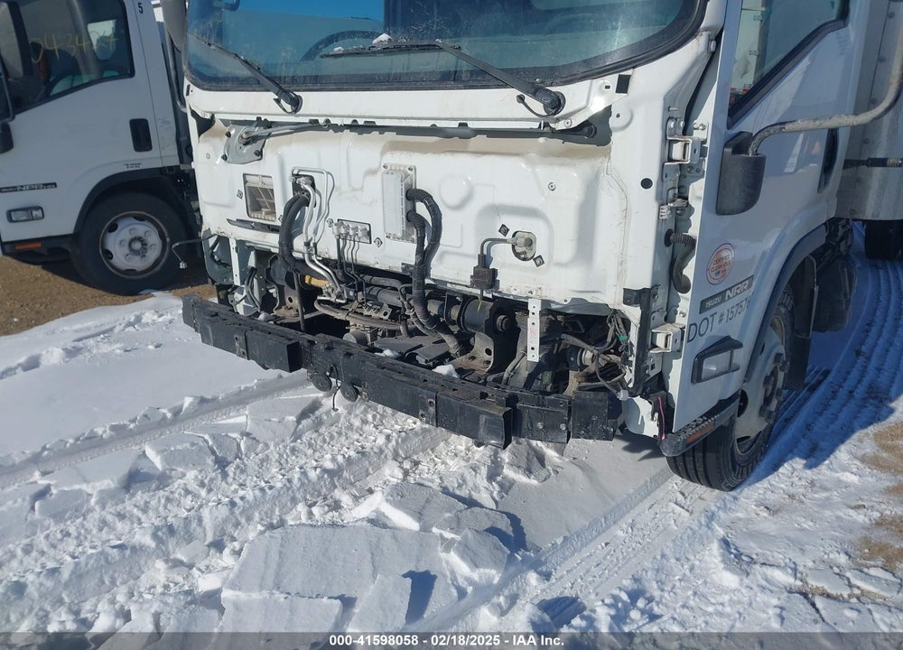 2017 ISUZU NRR DSL REG AT VIN: JALE5W16XH7300918