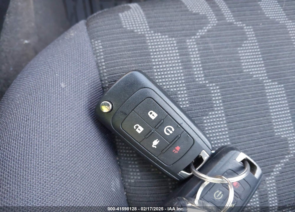 2015 CHEVROLET VOLT VIN: 1G1RA6E47FU113117