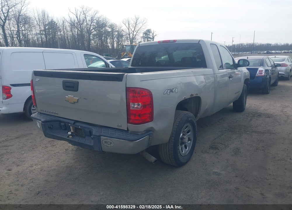 2009 CHEVROLET SILVERADO 1500 WORK TRUCK VIN: 1GCEK19CX9Z152718