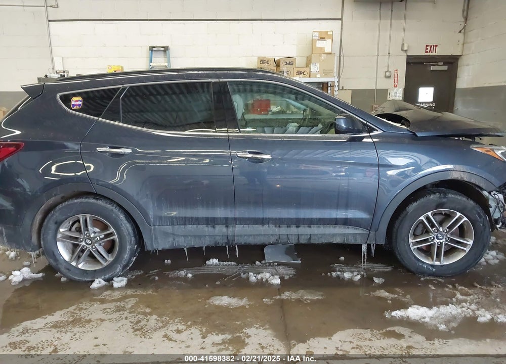 2017 HYUNDAI SANTA FE SPORT 2.4L VIN: 5NMZUDLB8HH033369